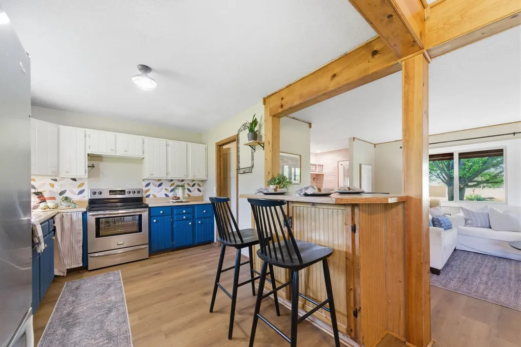 1625 N Single Tree Circle Andover KS 67002