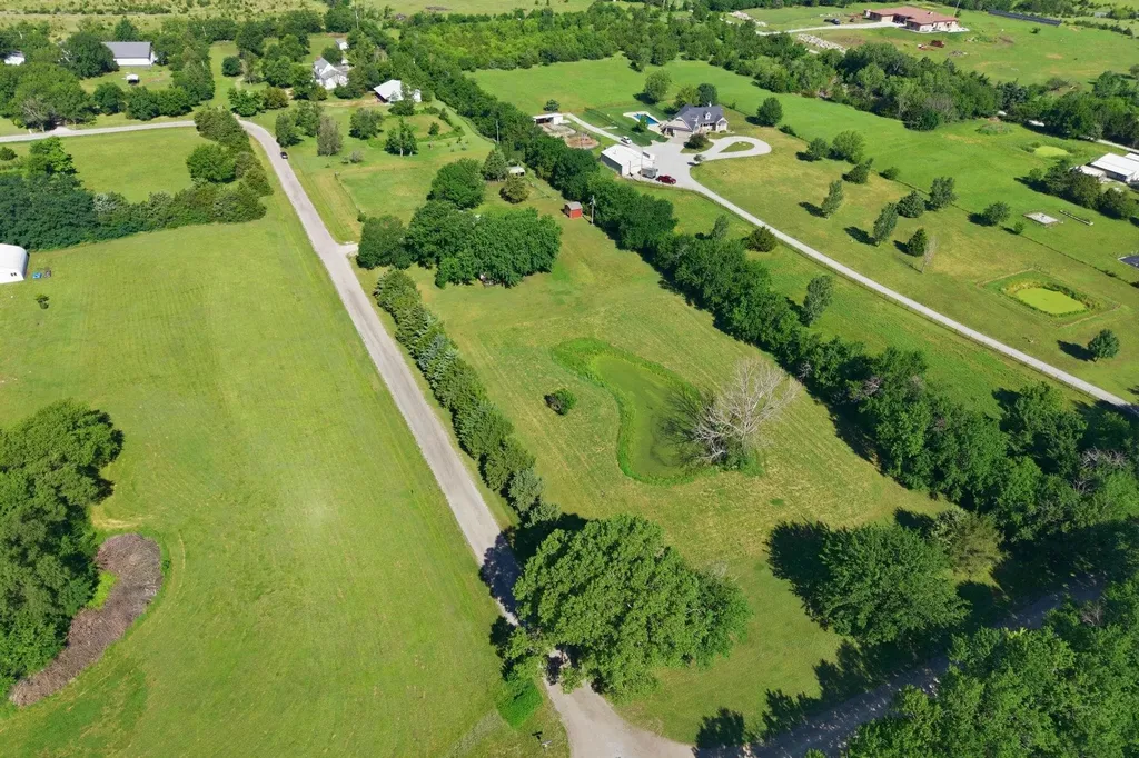 1625 N Single Tree Circle Andover KS 67002