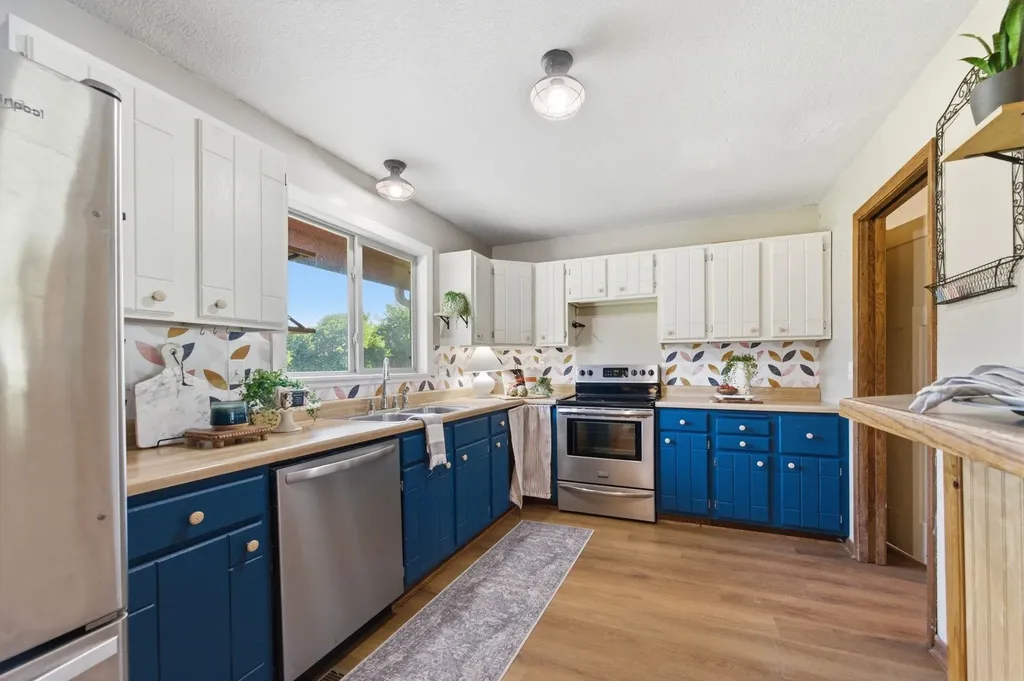1625 N Single Tree Circle Andover KS 67002