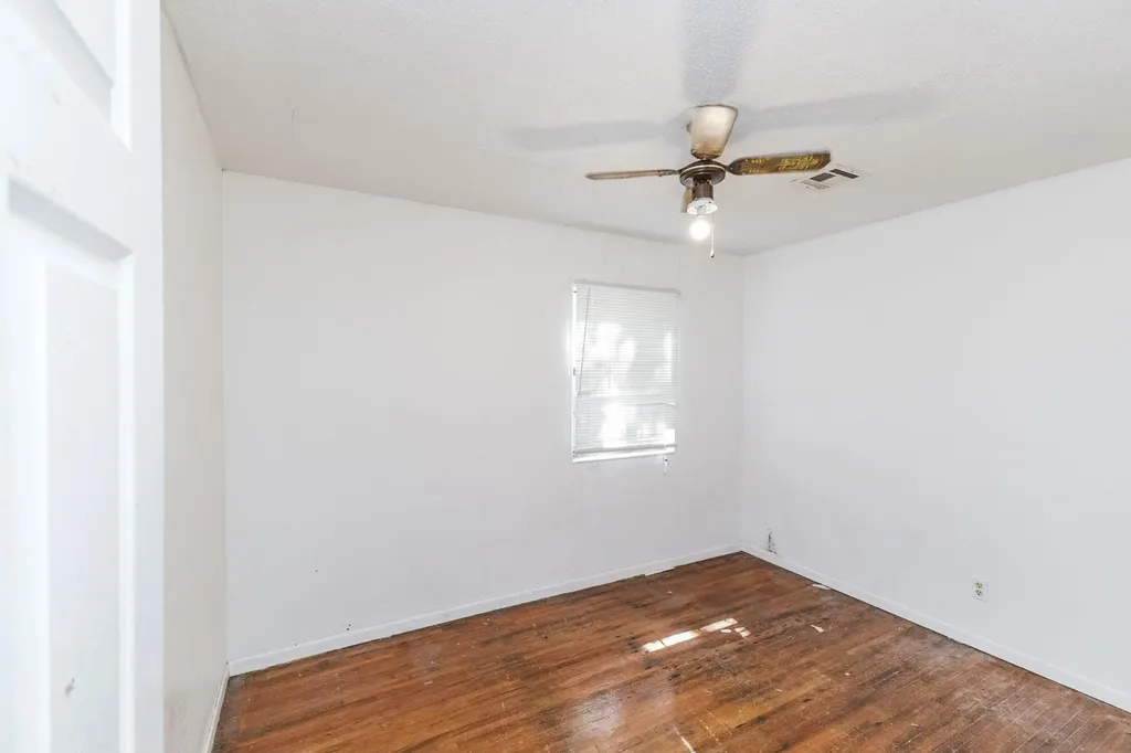1843 N Litchfield Wichita KS 67203