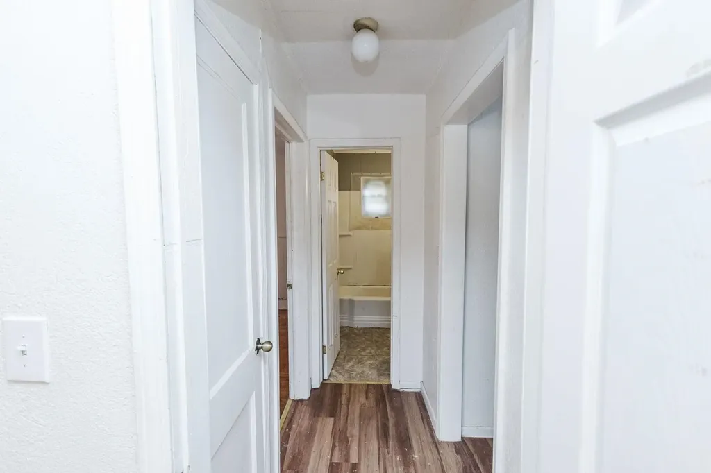 1843 N Litchfield Wichita KS 67203