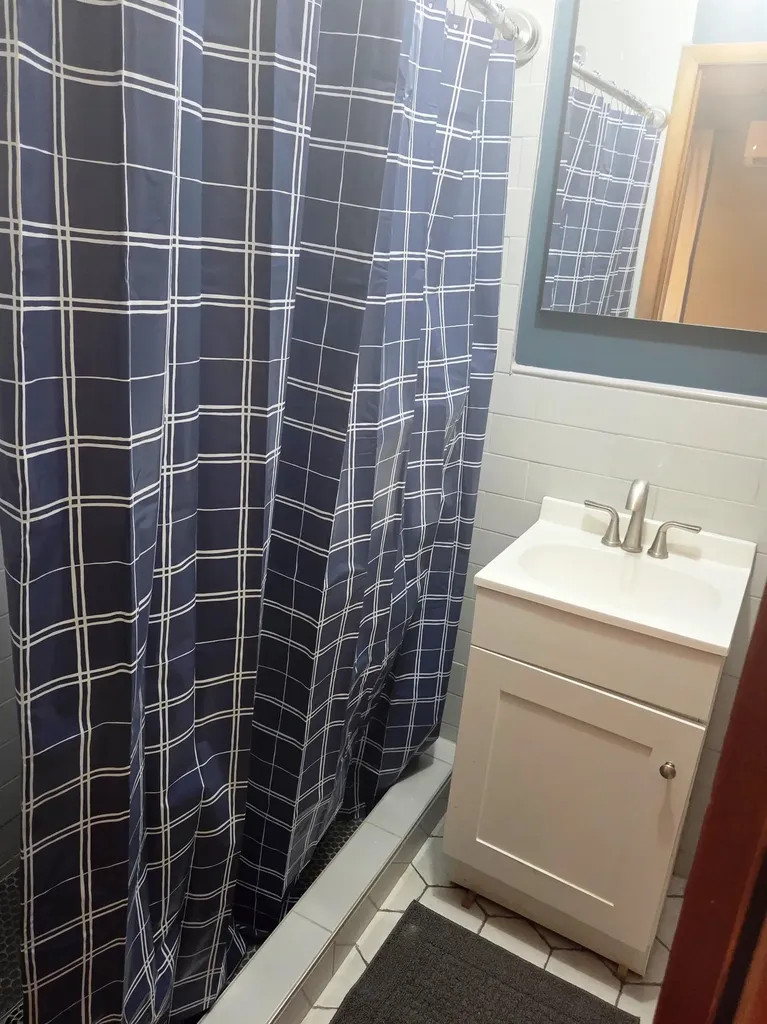 328 SW 3rd Newton KS 67114