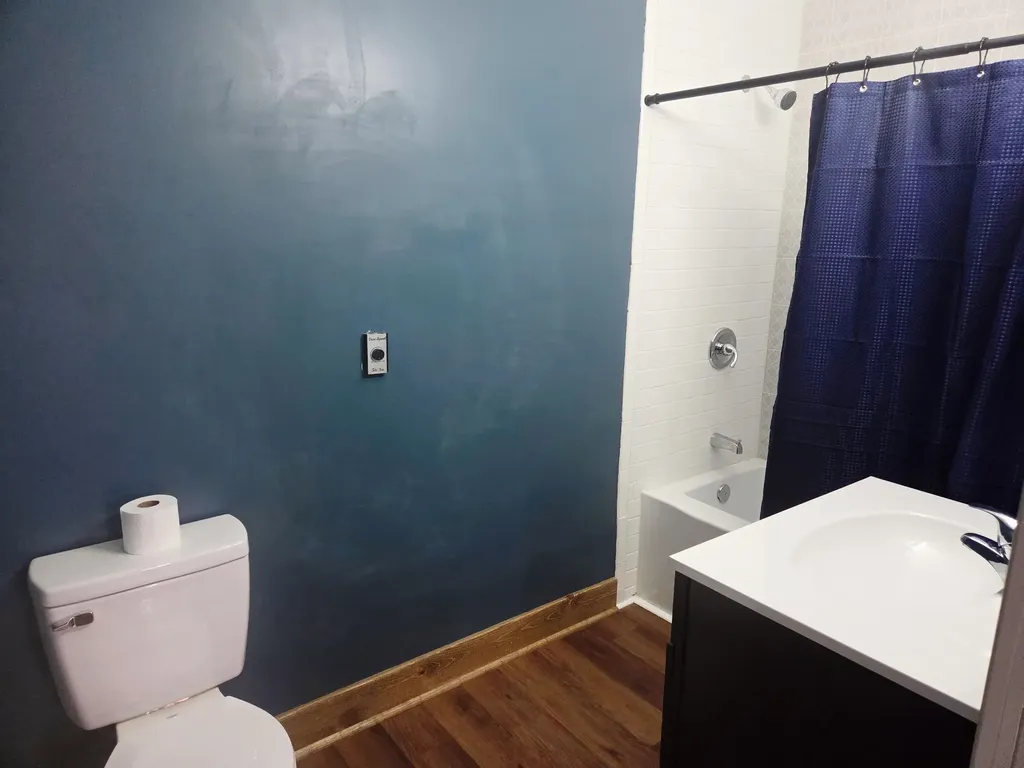 328 SW 3rd Newton KS 67114