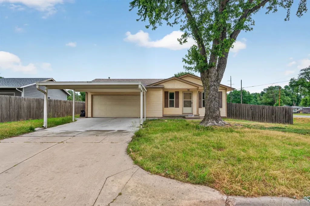5554 S Malpaso Street Wichita KS 67217