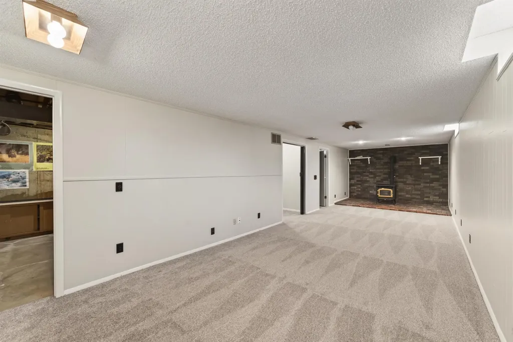 5554 S Malpaso Street Wichita KS 67217