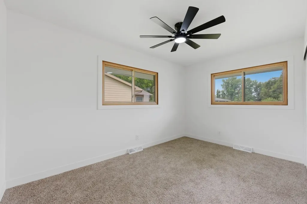 411 E 6th Street Valley Center KS 67147