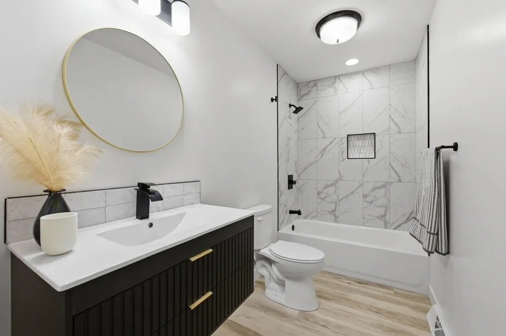 411 E 6th Street Valley Center KS 67147