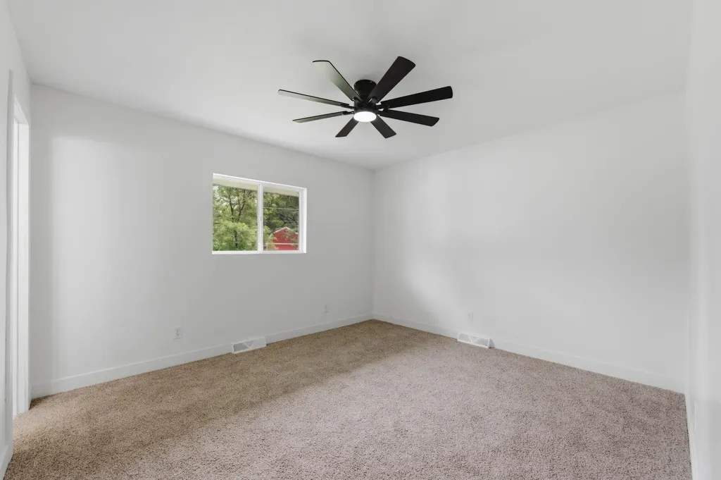411 E 6th Street Valley Center KS 67147