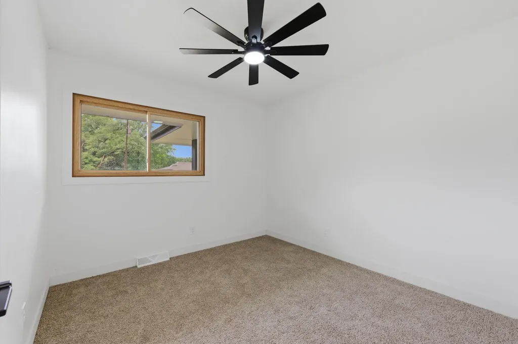 411 E 6th Street Valley Center KS 67147