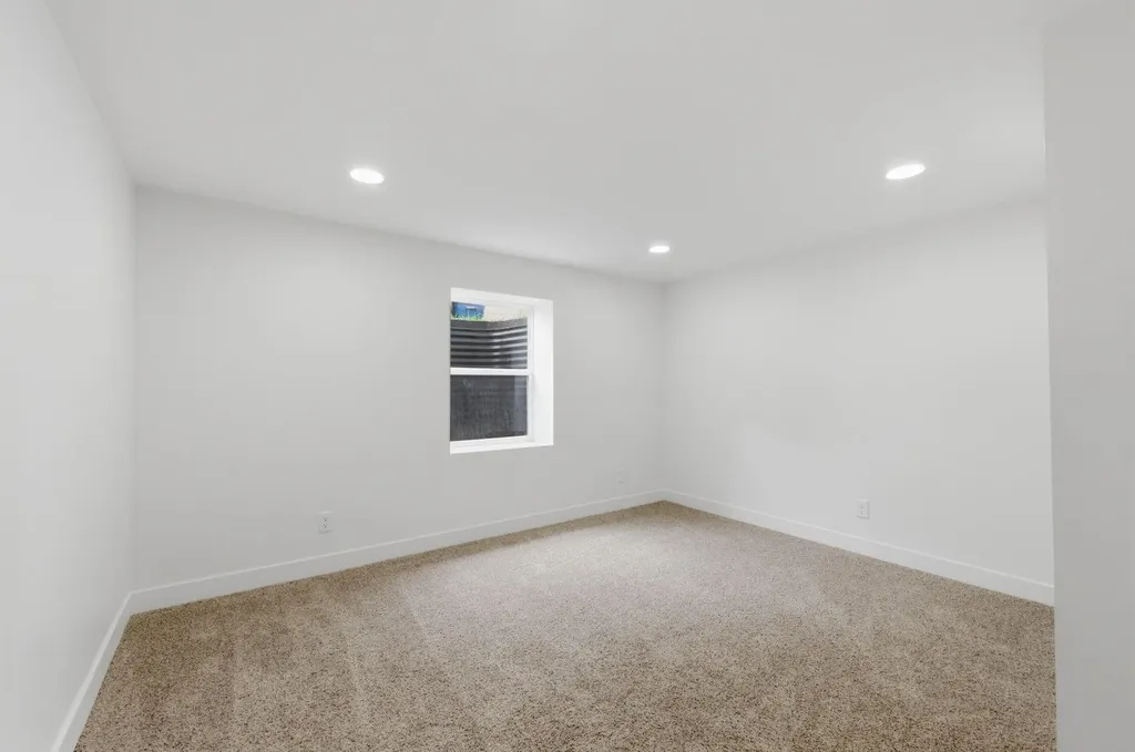 411 E 6th Street Valley Center KS 67147