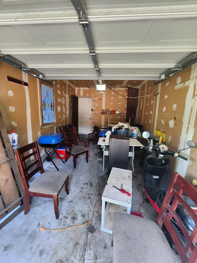 3638 Oneida Wichita KS 67208