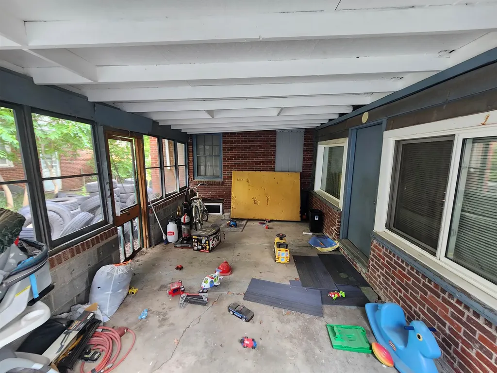 3638 Oneida Wichita KS 67208