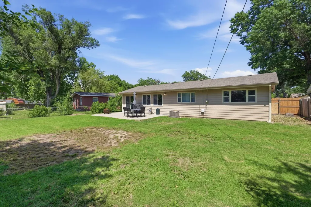 761 N Chickadee Wichita KS 67212