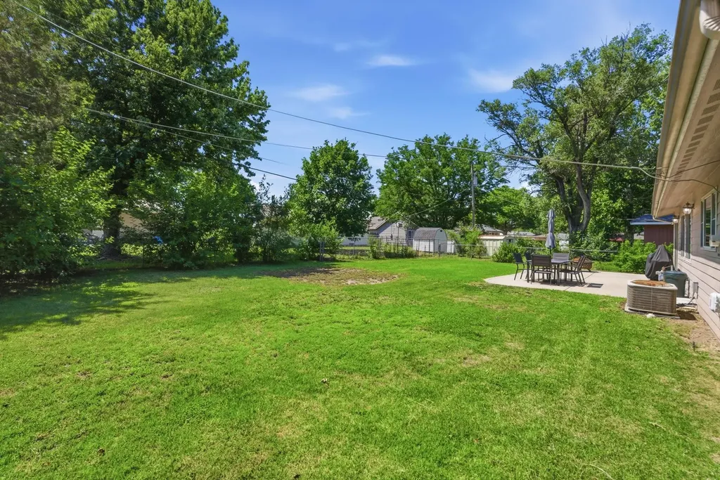 761 N Chickadee Wichita KS 67212