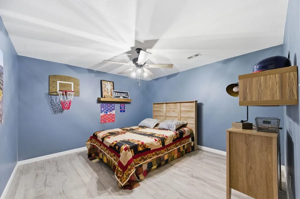412 W 7th Avenue Cheney KS 67025