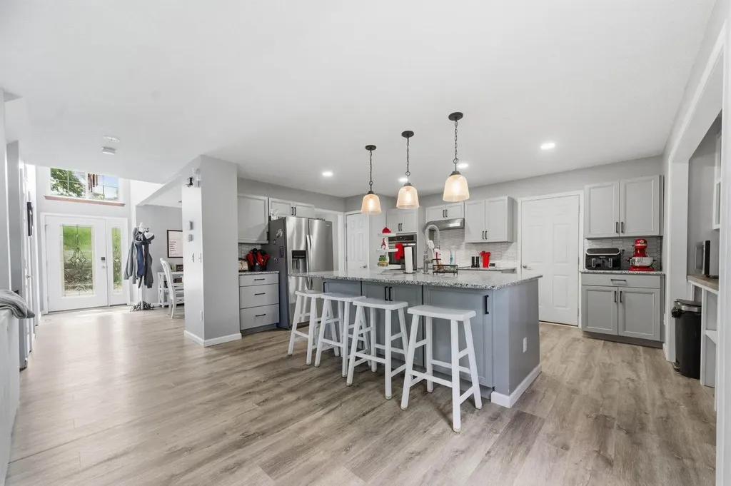 412 W 7th Avenue Cheney KS 67025