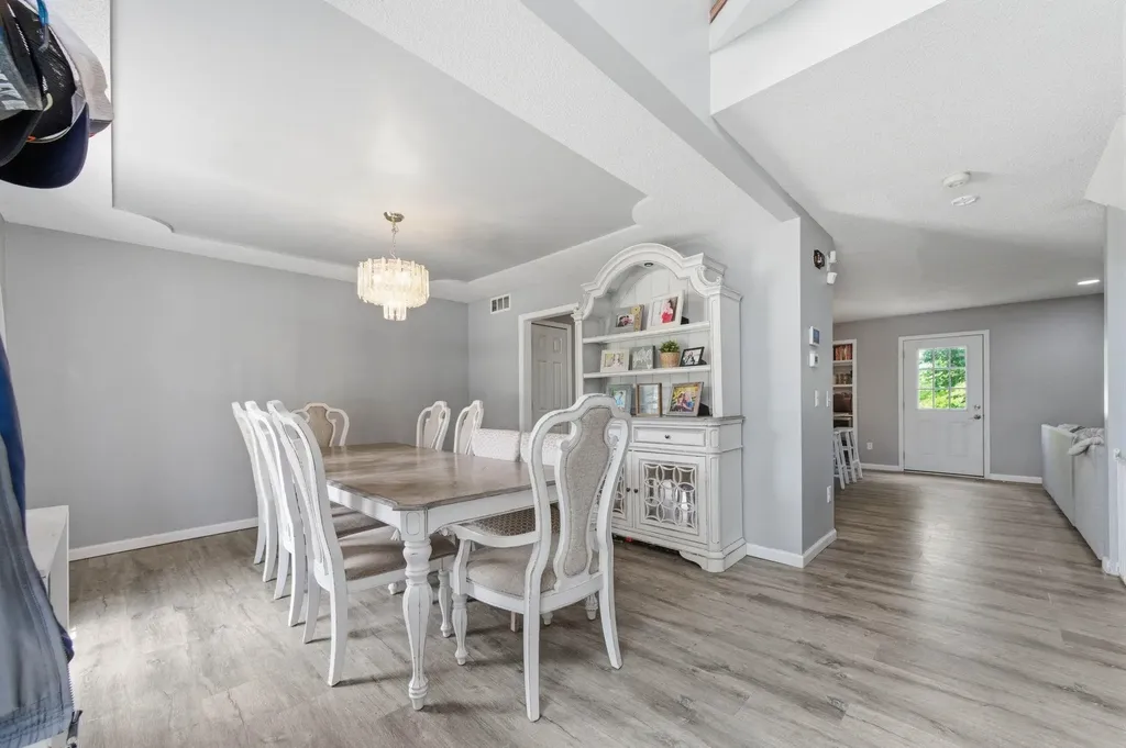 412 W 7th Avenue Cheney KS 67025