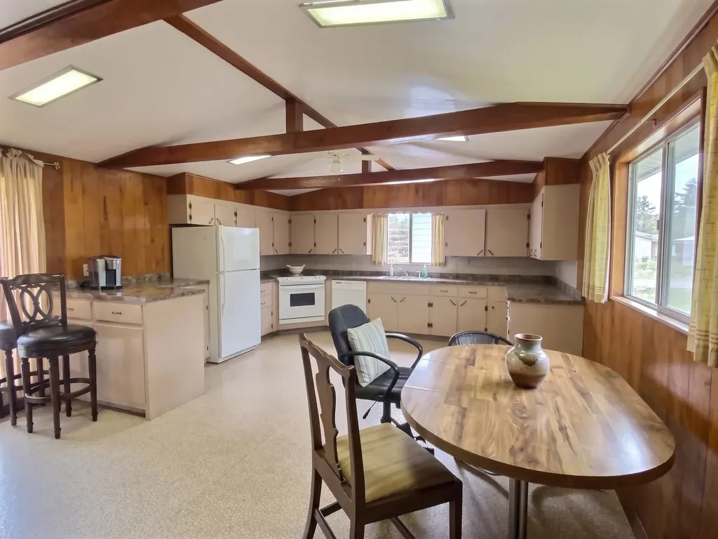 29 Eastwood Drive Arkansas City KS 67005