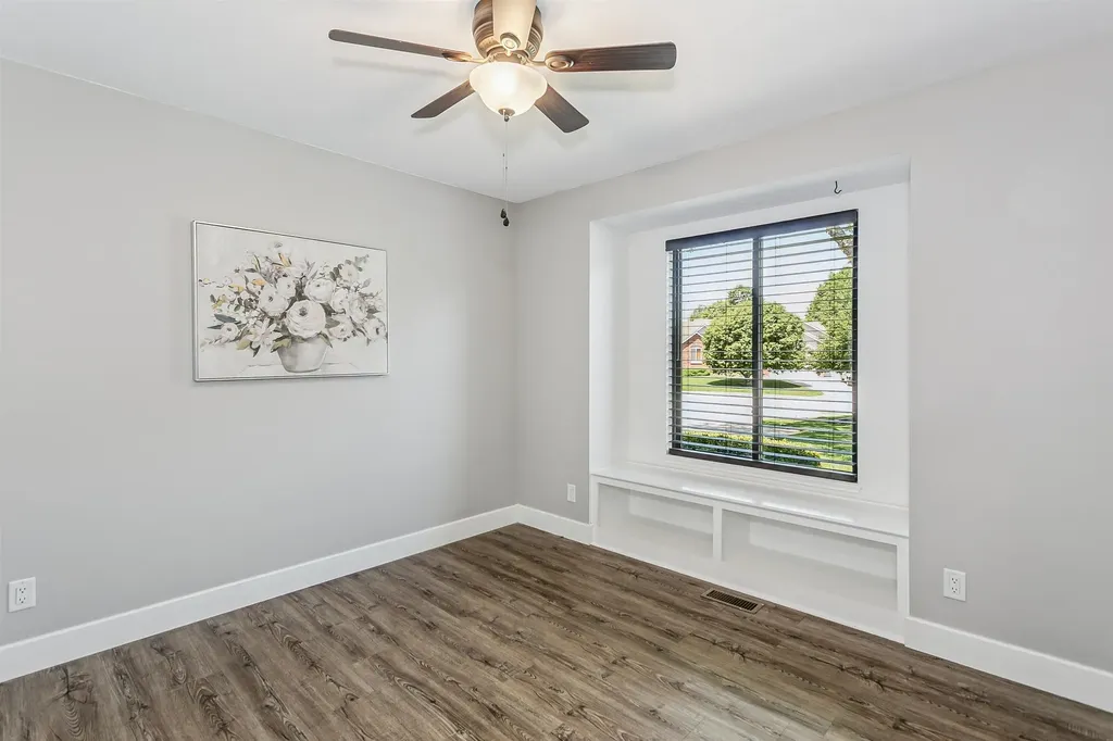3106 N Lakecrest Circle Wichita KS 67205
