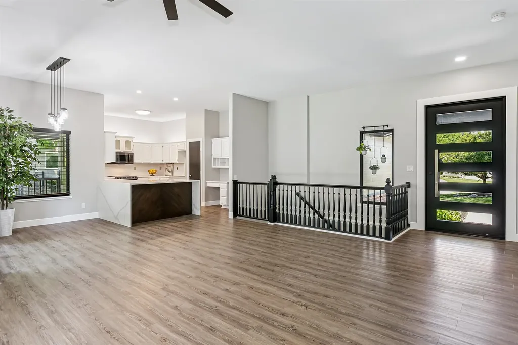 3106 N Lakecrest Circle Wichita KS 67205