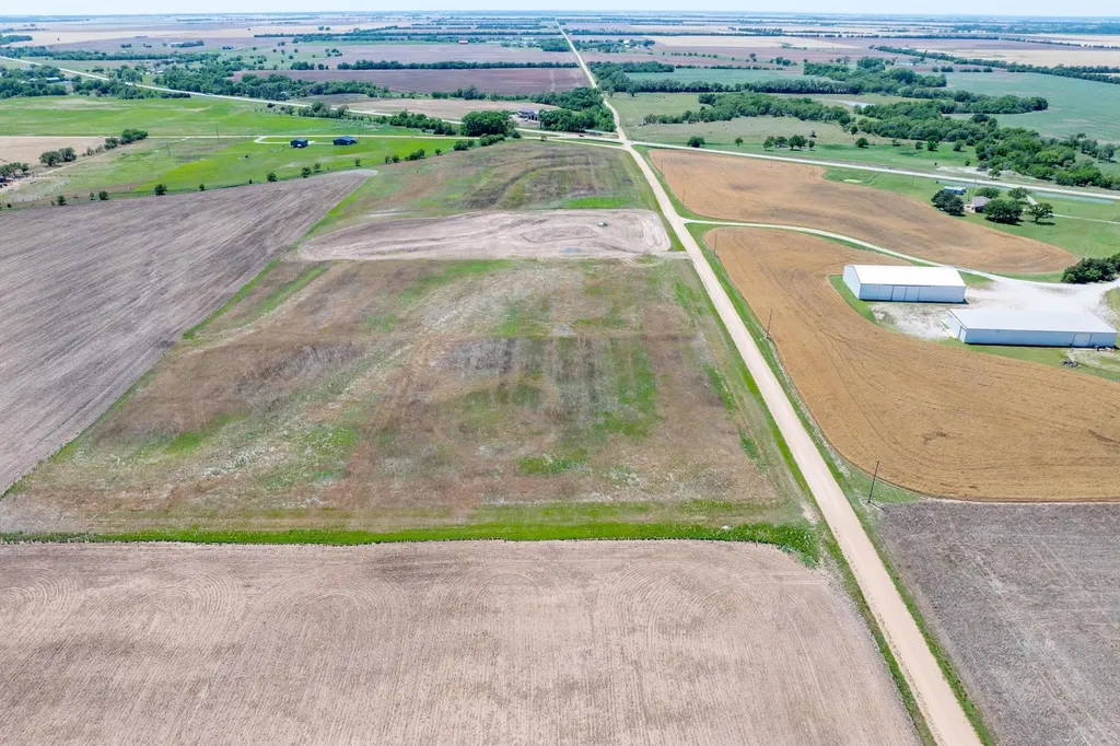 Lot 7 S Sage Estates Viola KS 67149