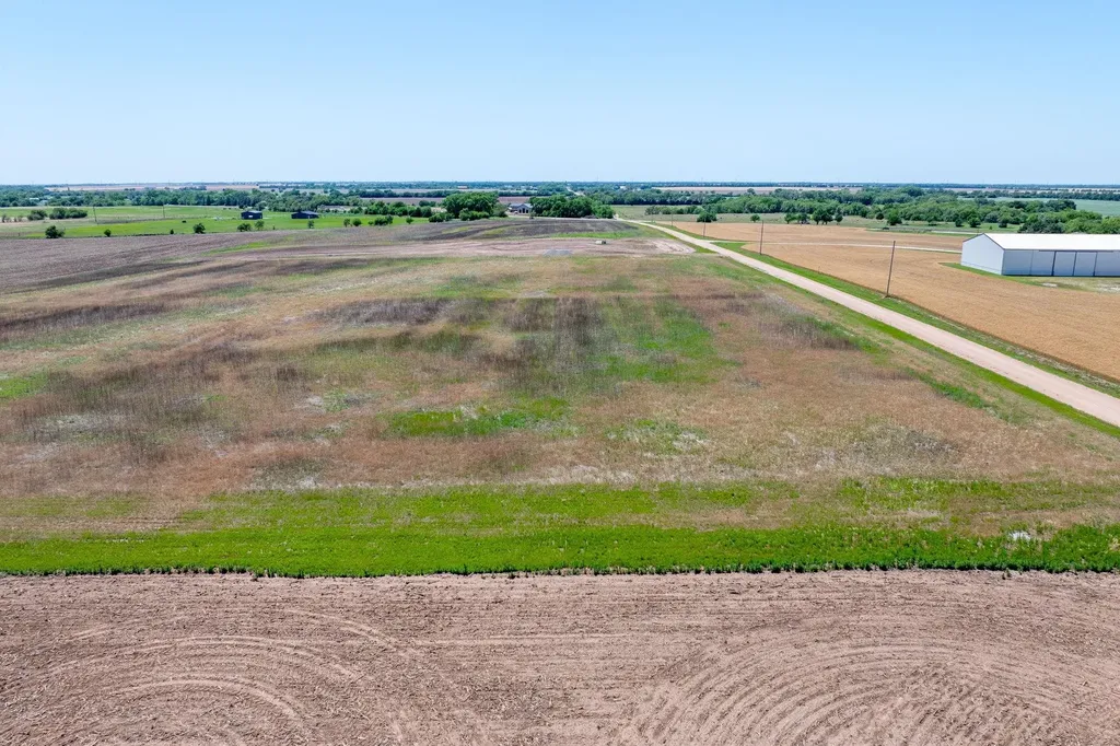 Lot 7 S Sage Estates Viola KS 67149
