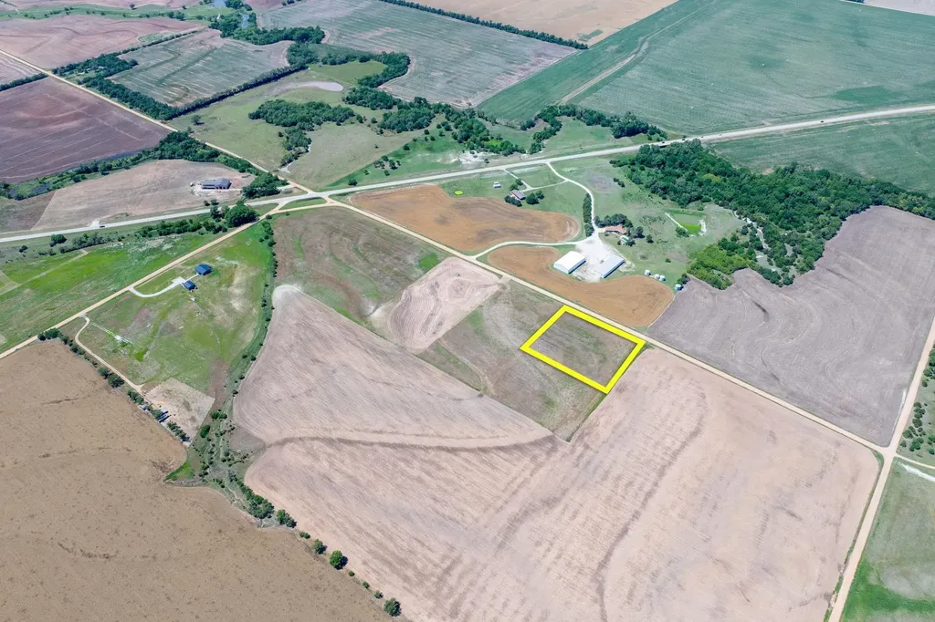 Lot 7 S Sage Estates Viola KS 67149