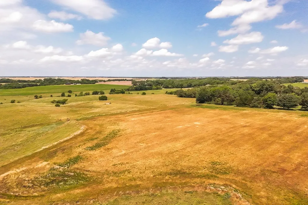 0000 NE 10th Street Kingman KS 67068