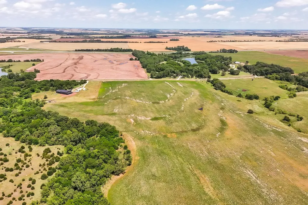 0000 NE 10th Street Kingman KS 67068
