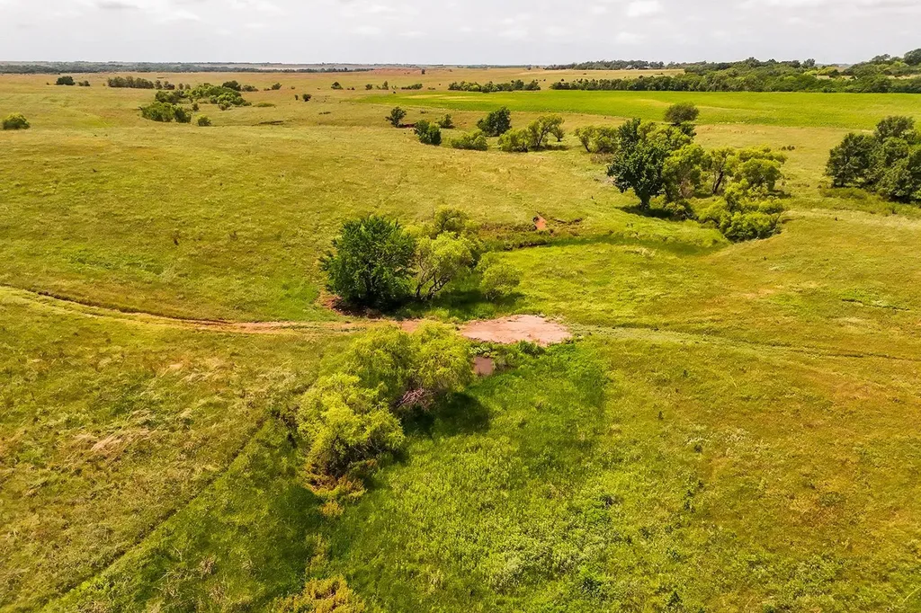 0000 NE 10th Street Kingman KS 67068