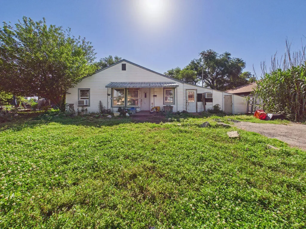 517 N Gardner Wellington KS 67152