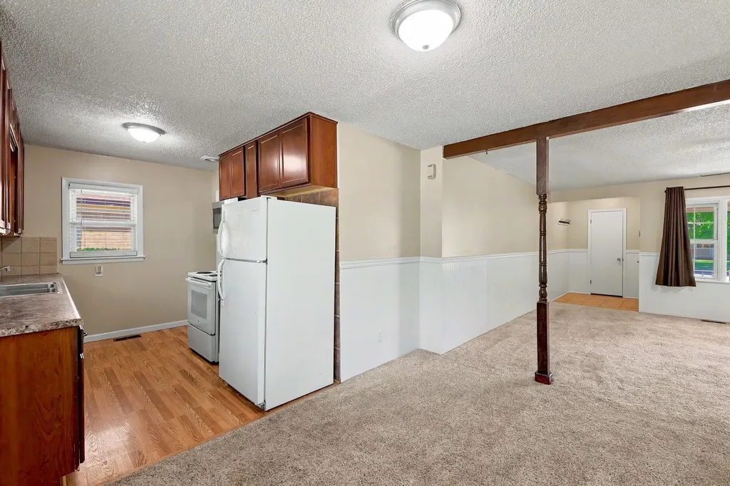733 W Anita Wichita KS 67060