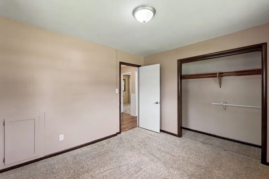 733 W Anita Wichita KS 67060