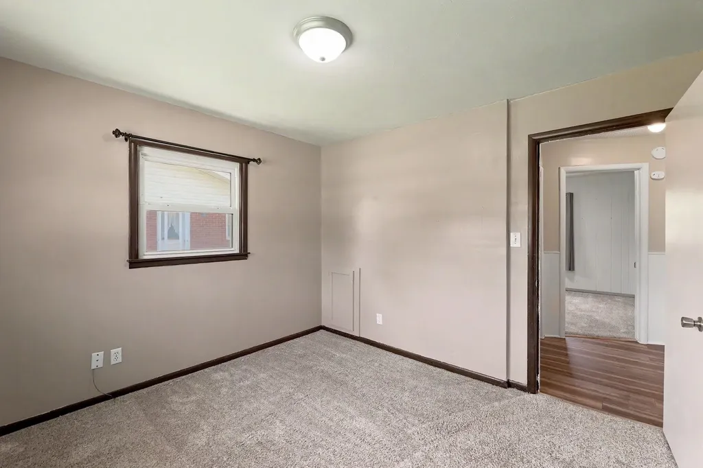 733 W Anita Wichita KS 67060