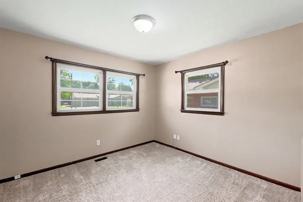 733 W Anita Wichita KS 67060