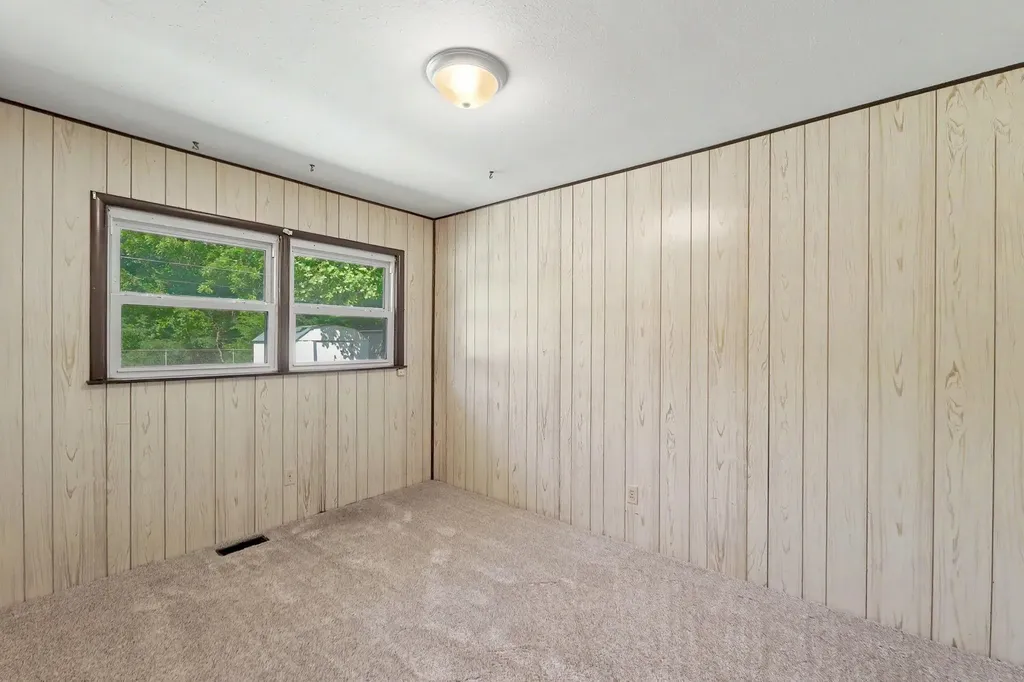 733 W Anita Wichita KS 67060