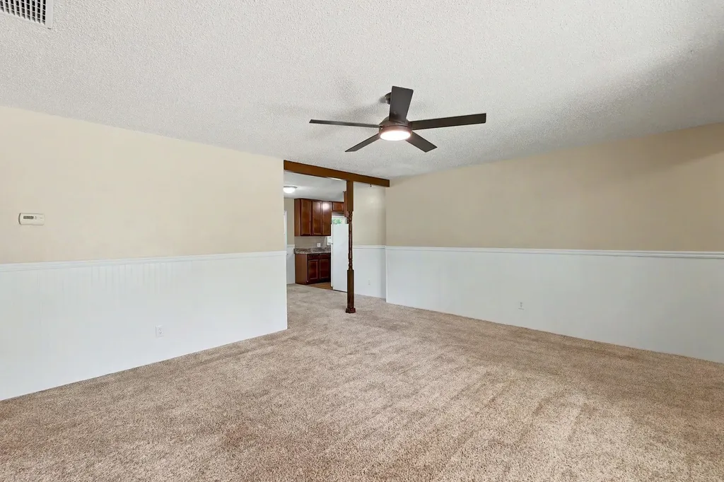 733 W Anita Wichita KS 67060