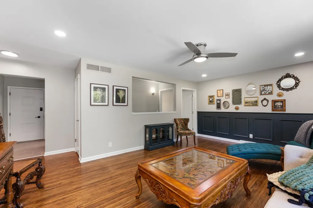 852 N Caddy Lane Wichita KS 67212
