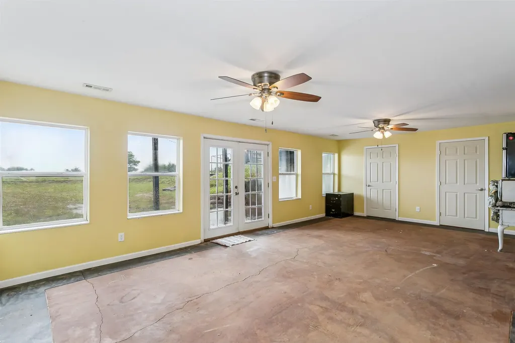 13086 SW 230th Douglass KS 67039-0000