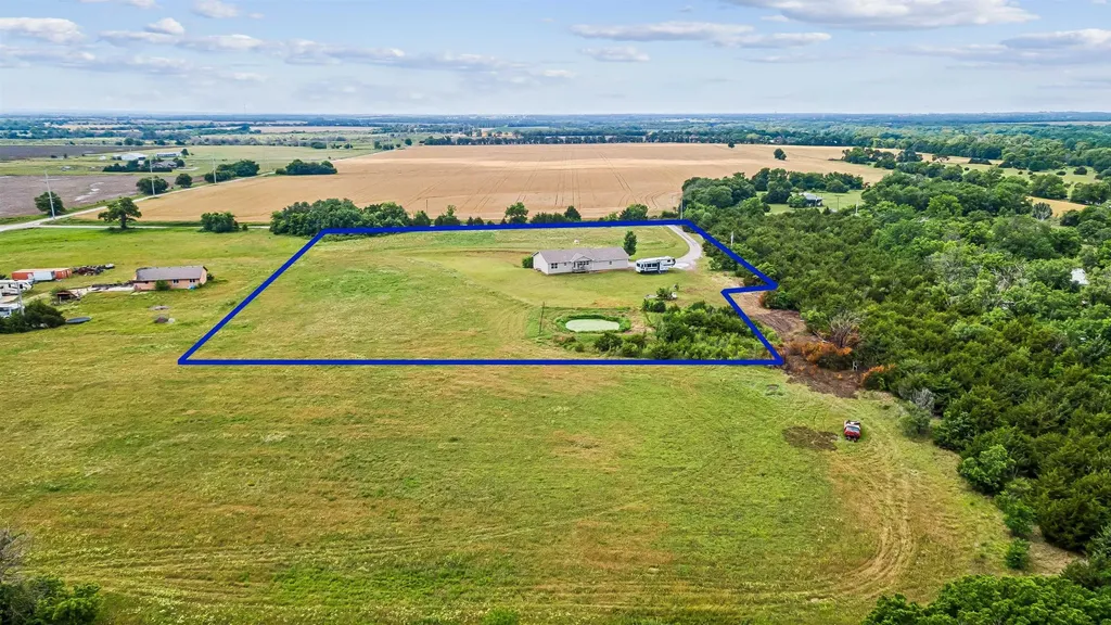 13086 SW 230th Douglass KS 67039-0000