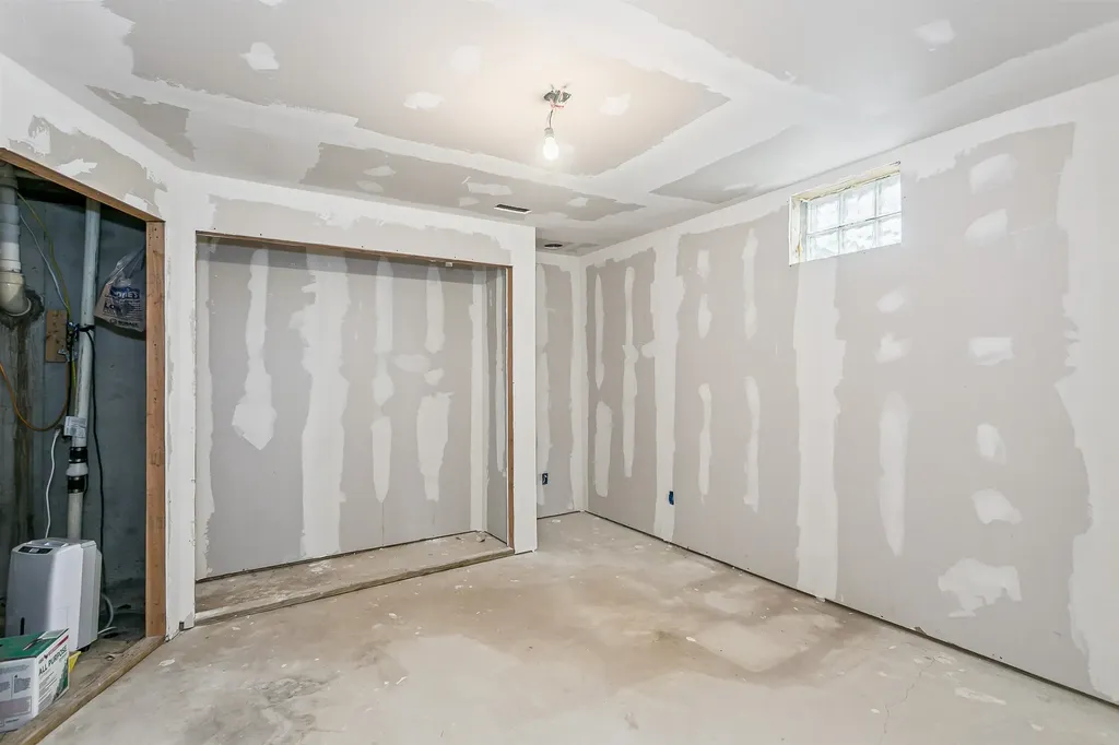 13086 SW 230th Douglass KS 67039-0000