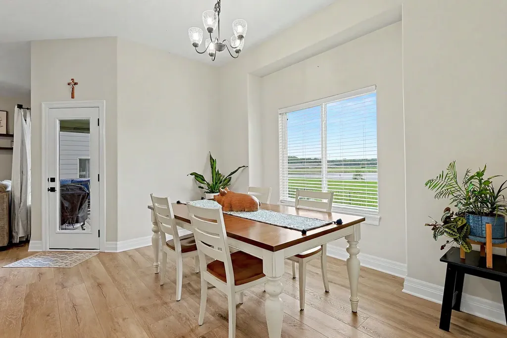 2104 E Highridge Street Park City KS 67219