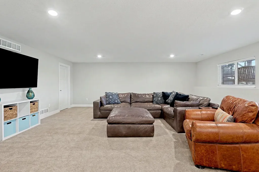 2104 E Highridge Street Park City KS 67219
