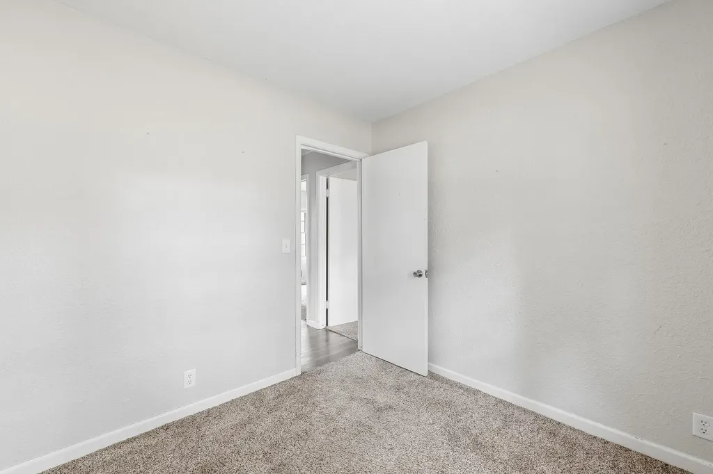 6212 N West Park View Street Park City KS 67219