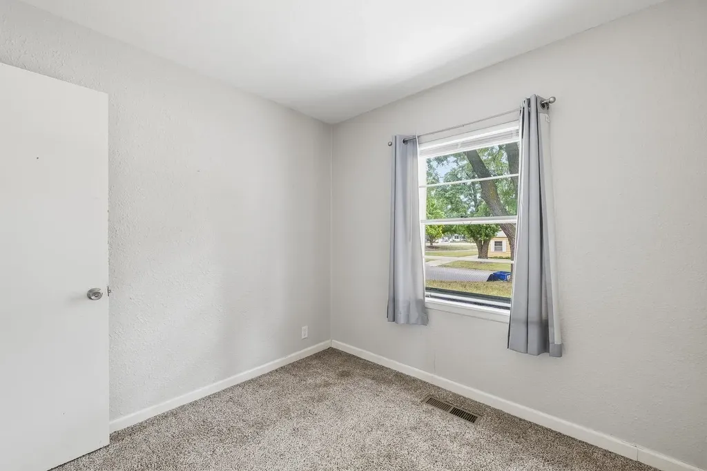 6212 N West Park View Street Park City KS 67219