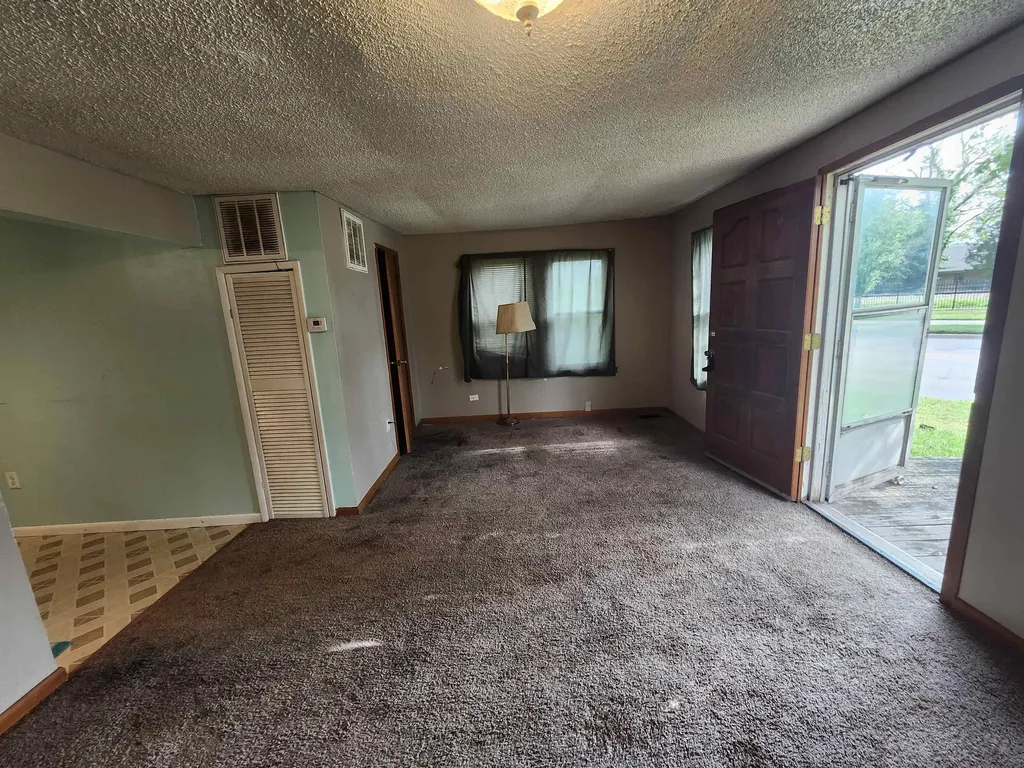 4223 W Zoo Boulevard Wichita KS 67212