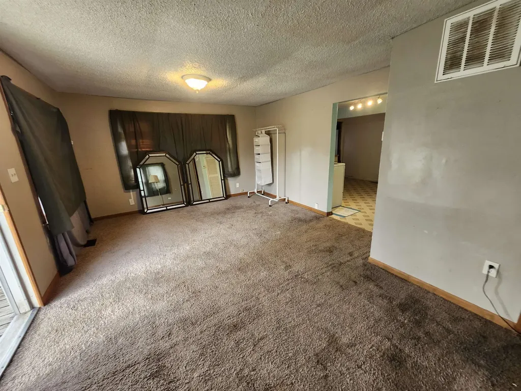 4223 W Zoo Boulevard Wichita KS 67212