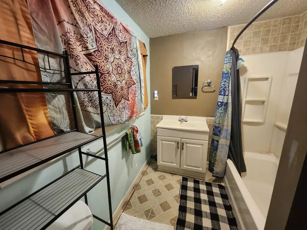 4223 W Zoo Boulevard Wichita KS 67212