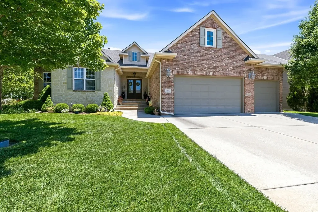 714 N Deerfield Court Andover KS 67002