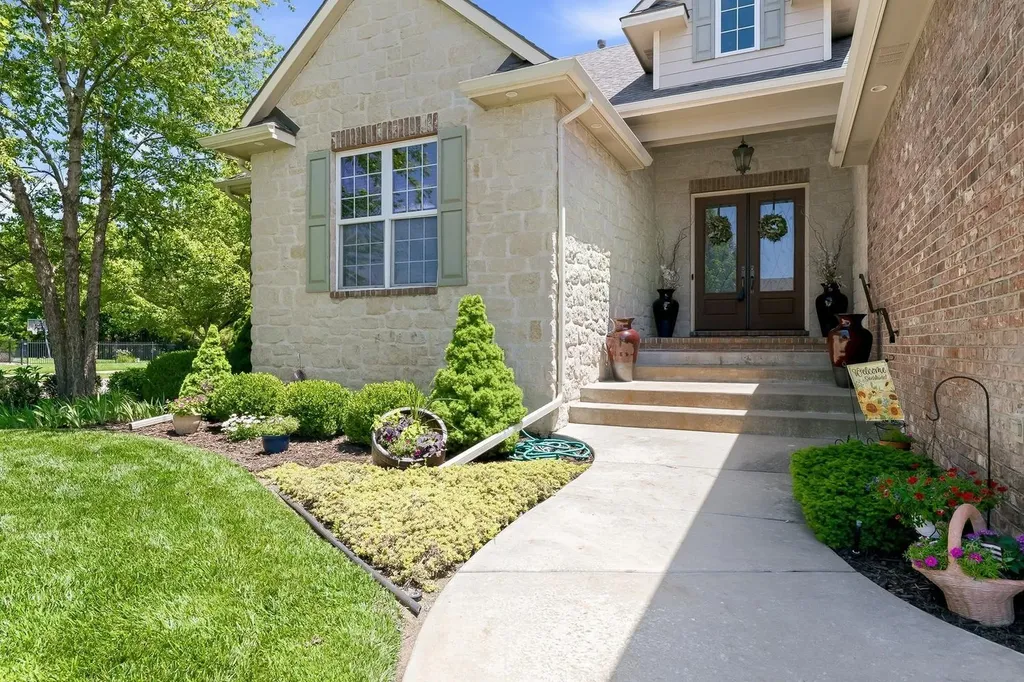 714 N Deerfield Court Andover KS 67002